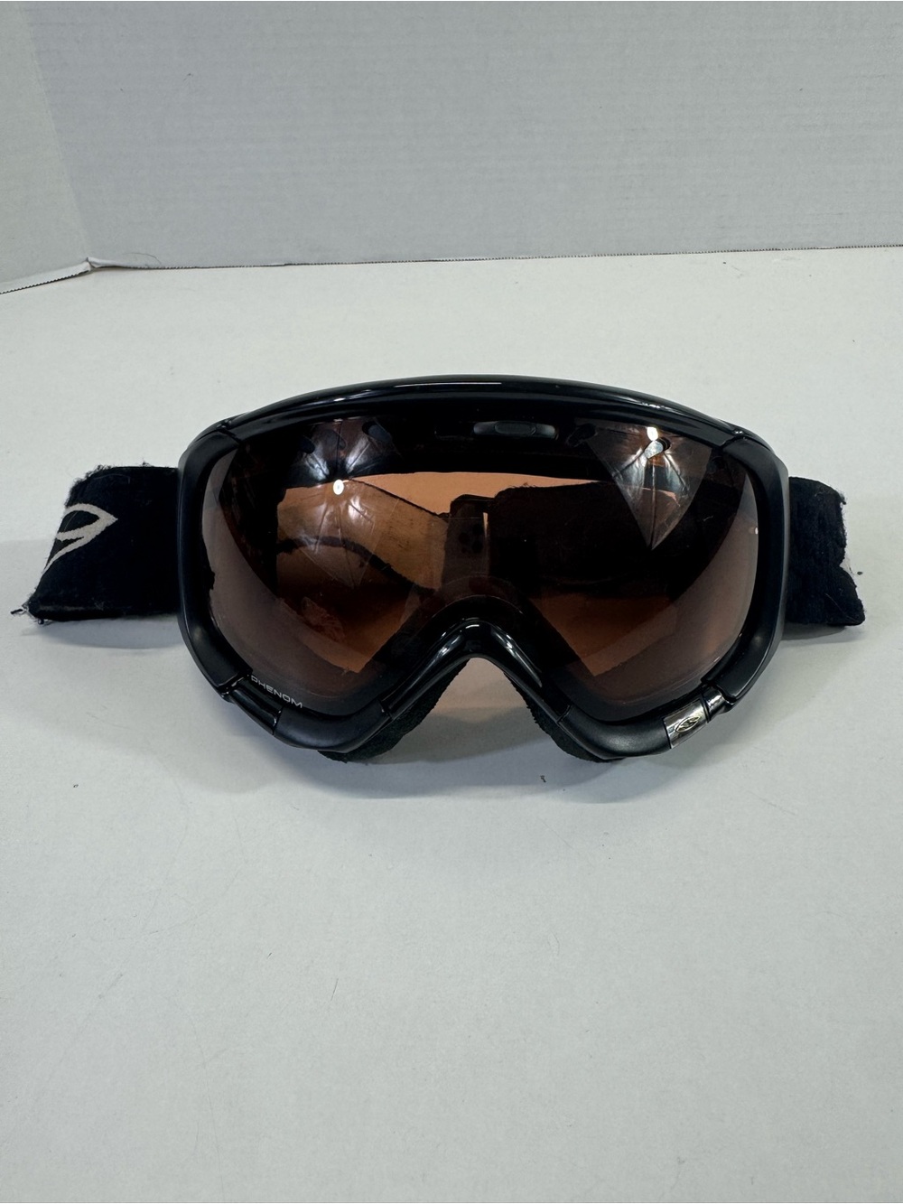 SMITH phenom Black Snow Goggles with Brown Lens*worn strap